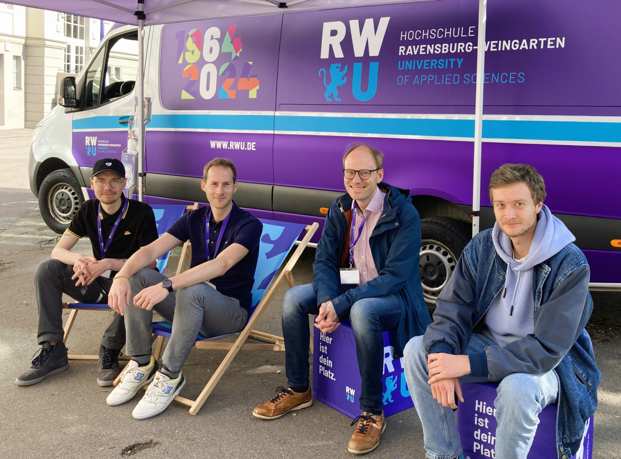Das RWU-Team am AEG in Ravensburg