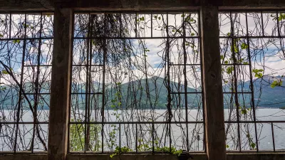 Lost Places  - Verfallenes Gebäude