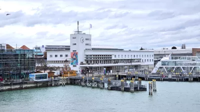 Ausflug nach Friedrichshafen mit Blick auf den Hafen. 