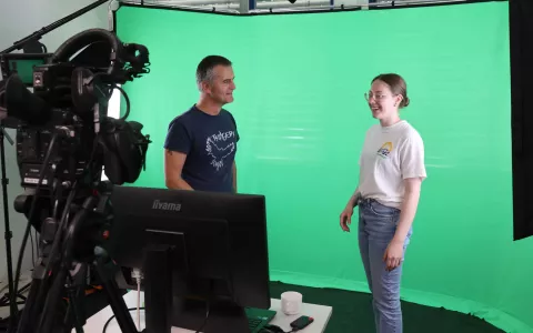 Filmdreh vor einem Greenscreen